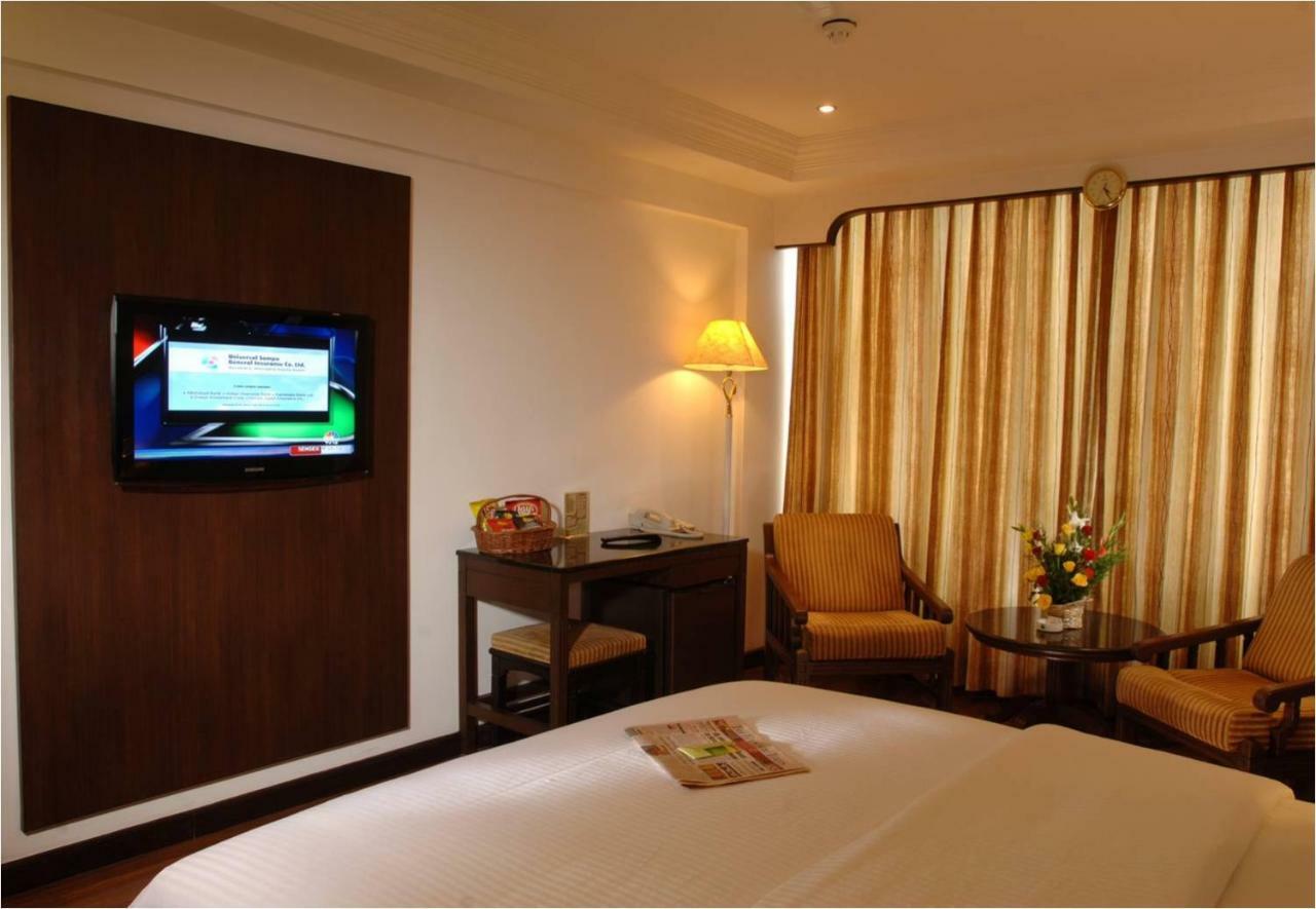 Cag Pride Hotel Coimbatore Eksteriør billede